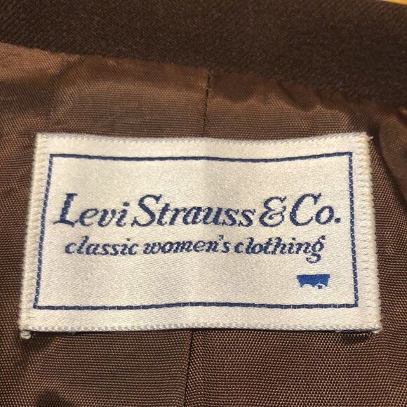 Vintage Levi’s Woman’s Suit! Blazer and Skirt Suit! Like NEW! - Picture 10 of 14